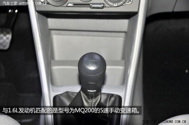 大众一汽-大众捷达2013款 1.6L 手动时尚型 大众一汽-大众捷达2013款 1.6L 手动时尚型